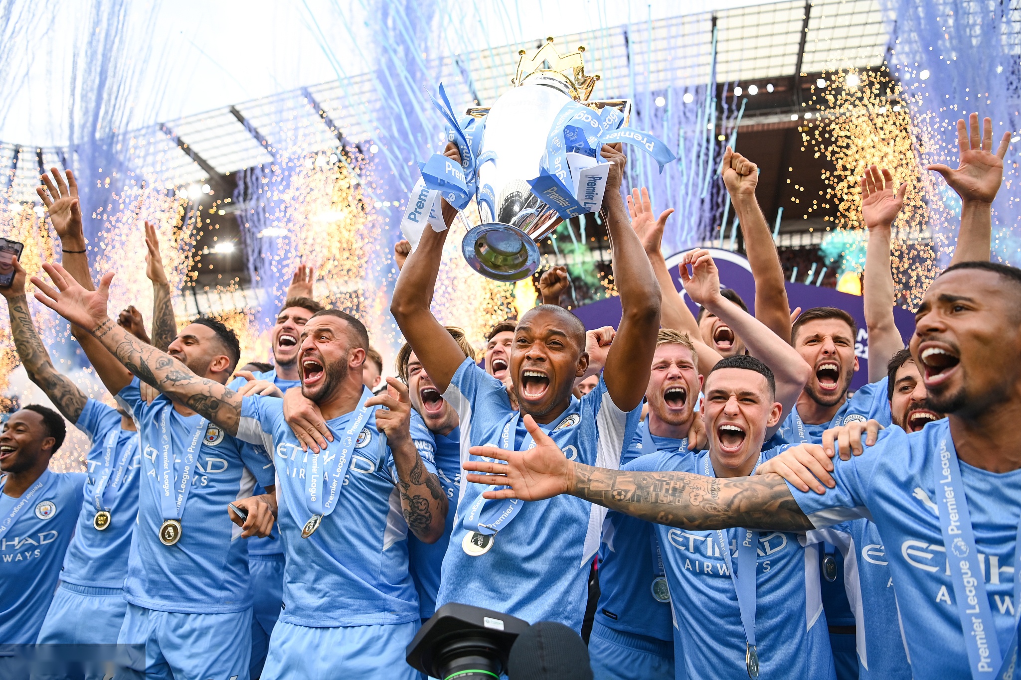 仅让球迷们 仅让球迷们