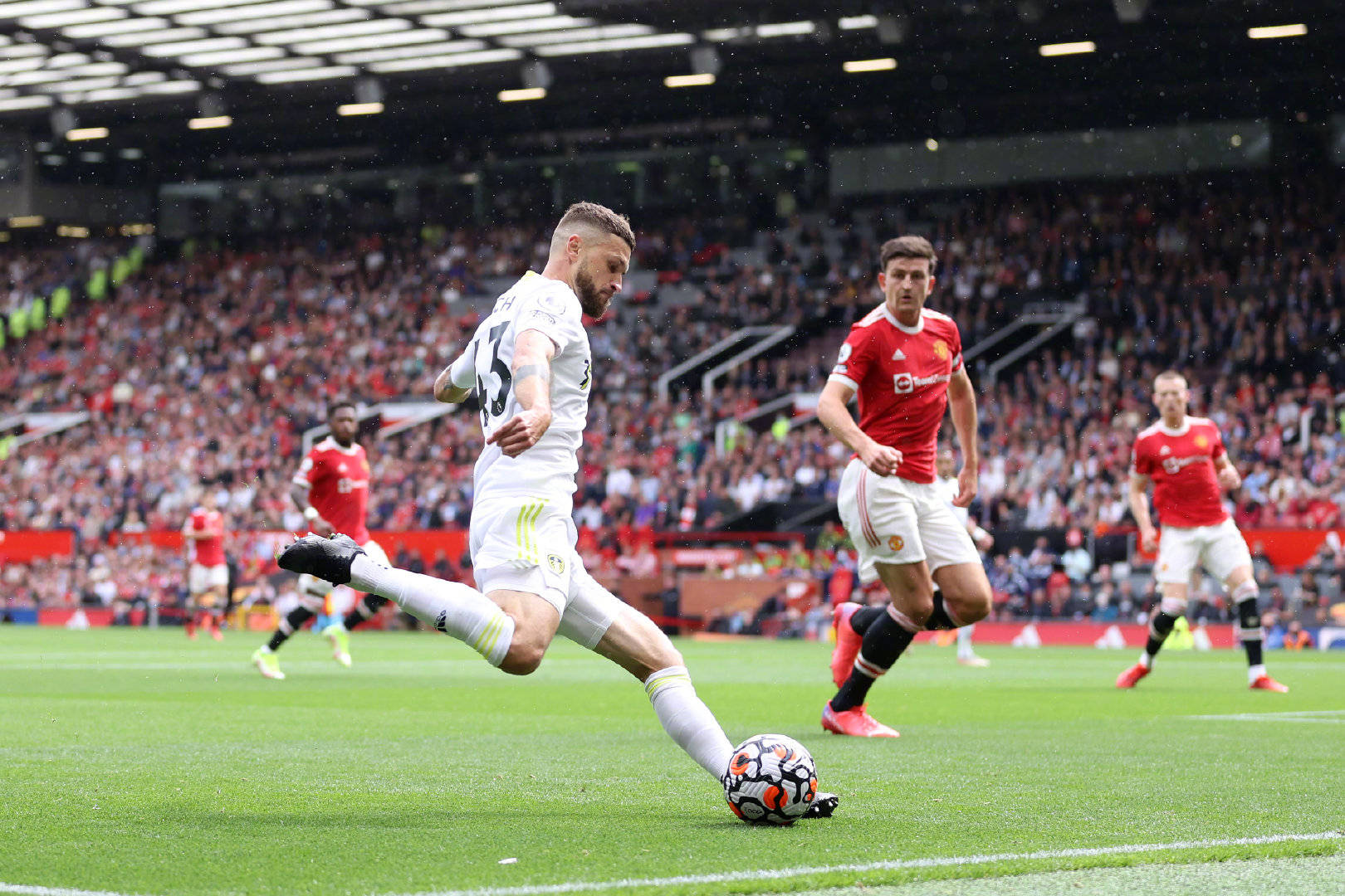 两人分别代 两人分别代