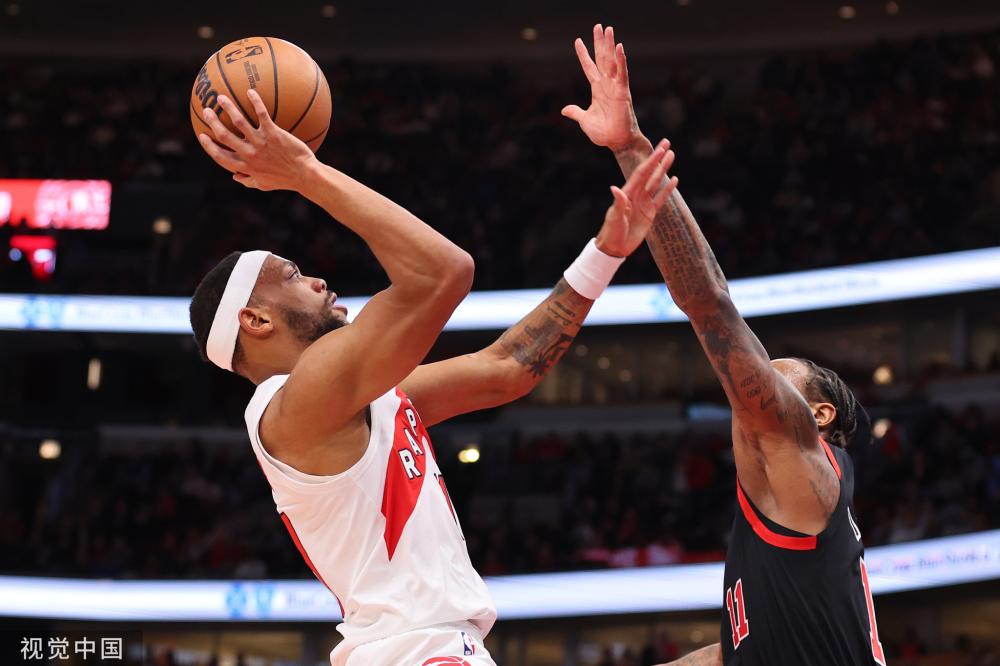 英超-B费进球阿玛德破门 曼联客场逆转击败曼城.